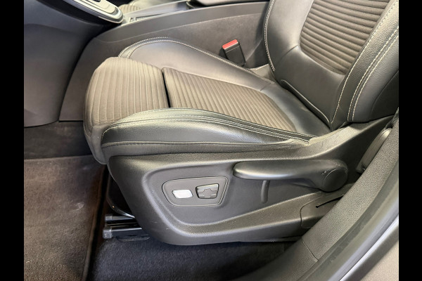 Renault Scénic 1.3 TCe Bose AUT. AIRCO PDC CAMERA NAVIGATIE CRUISE TREKHAAK