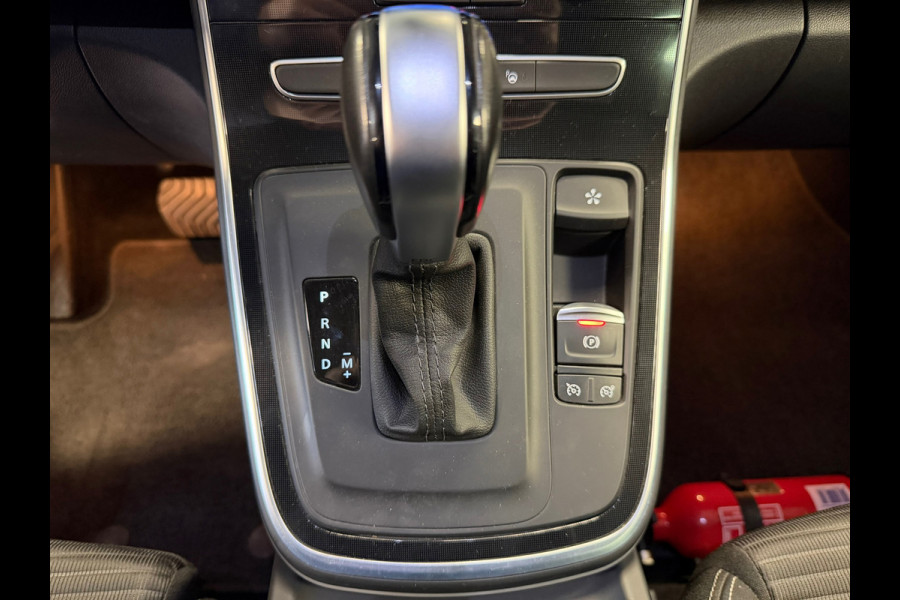 Renault Scénic 1.3 TCe Bose AUT. AIRCO PDC CAMERA NAVIGATIE CRUISE TREKHAAK