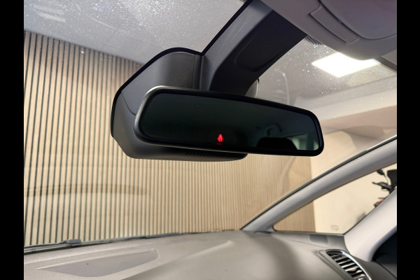 Renault Scénic 1.3 TCe Bose AUT. AIRCO PDC CAMERA NAVIGATIE CRUISE TREKHAAK