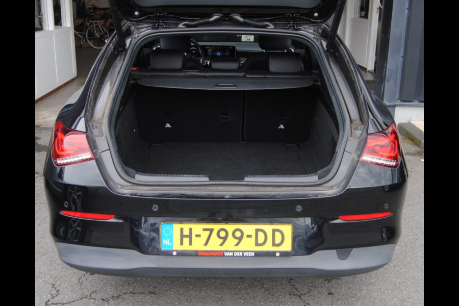 Mercedes-Benz CLA-Klasse Shooting Brake 180 Advantage