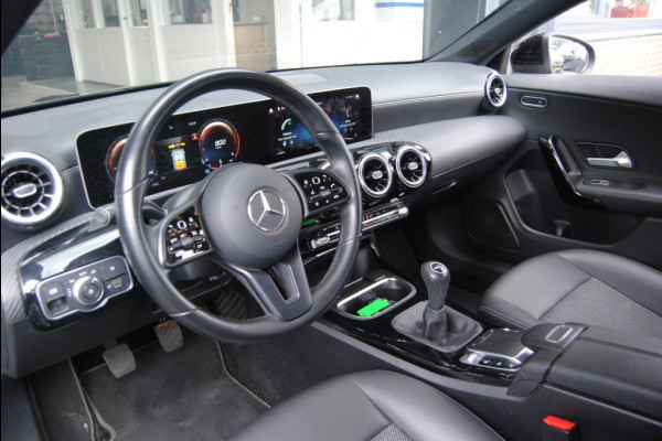 Mercedes-Benz CLA-Klasse Shooting Brake 180 Advantage