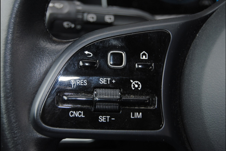 Mercedes-Benz CLA-Klasse Shooting Brake 180 Advantage