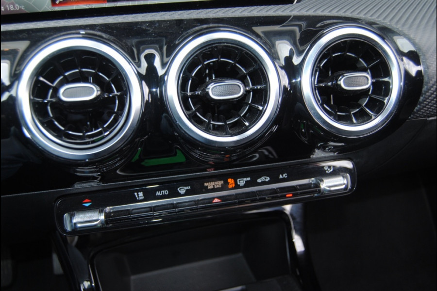 Mercedes-Benz CLA-Klasse Shooting Brake 180 Advantage