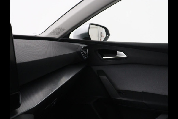 Seat Leon Sportstourer 1.0 eTSI FR Business | Cruise control | Camera | Park assist | Carplay | Sfeerverlichting | Trekhaak | Full LED | Climate control