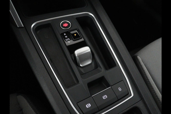 Seat Leon Sportstourer 1.0 eTSI FR Business | Cruise control | Camera | Park assist | Carplay | Sfeerverlichting | Trekhaak | Full LED | Climate control