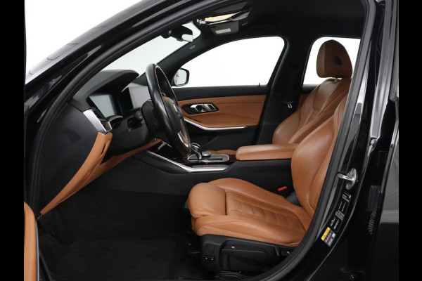 BMW 3 Serie Touring 330e Business Edition Plus | SOH 88,3% | Leder | Stoelverwarming | | Carplay | Navigatie | Park assist | Sfeerverlichting | Elektrische achterklep