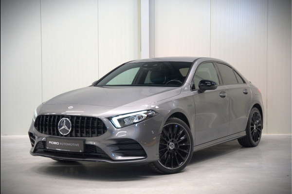 Mercedes-Benz A-Klasse 250 e Business Solution AMG Limited | Stoelverwarming | Camera | Ambiance Verlichting | Keyless | Apple Carplay | Navigatie | Cruise Control | SOH 94,32%