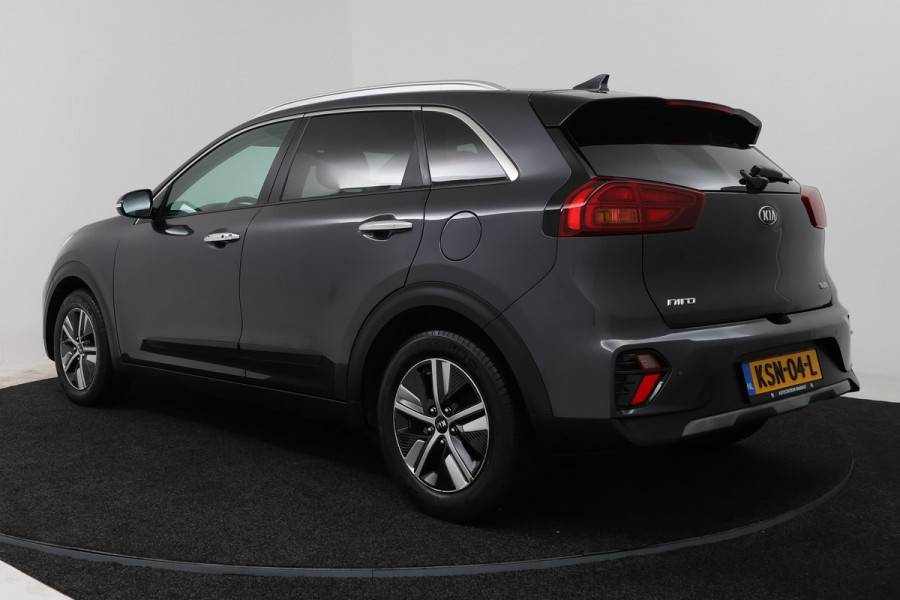 Kia Niro 1.6 GDi Hybrid ExecutiveLine (STOEL/STUUR VERWARMING, CRUISE ADAPTIEF, CAMERA, NAVIGATIE)