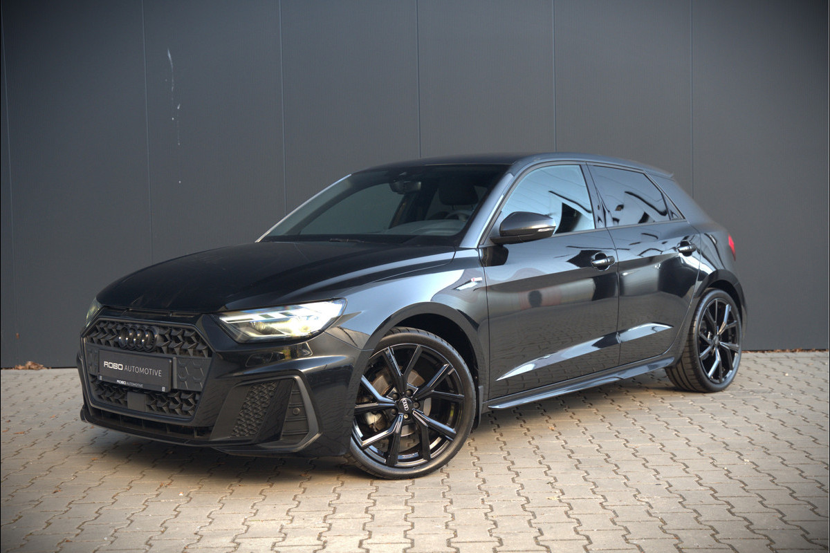 Audi A1 Sportback 35 TFSI S Line edition one S-Line | Bang & Olufsen | Stoelverwarming | Cruise Control | Ambiance Verlichting | Navigatie | Parkeersensoren | Apple Carplay | Climate Control | B&O | LED