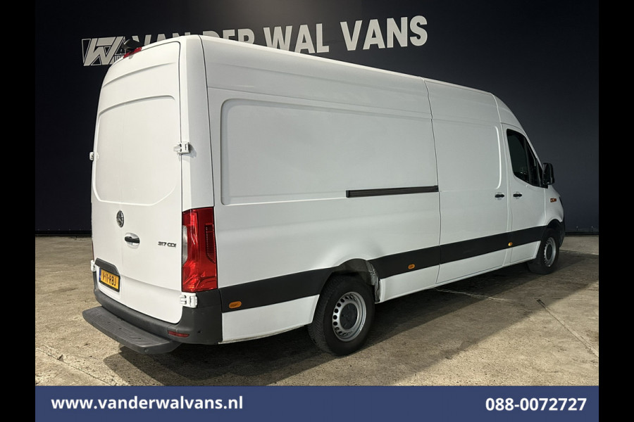 Mercedes-Benz Sprinter 317 CDI 170pk L3H2 Euro6 Airco | 360 graden Camera | Navigatie | Apple Carplay | Cruisecontrol Android Auto, Stoelverwarming, Chauffeursstoel, Parkeersensoren, Bijrijdersbank