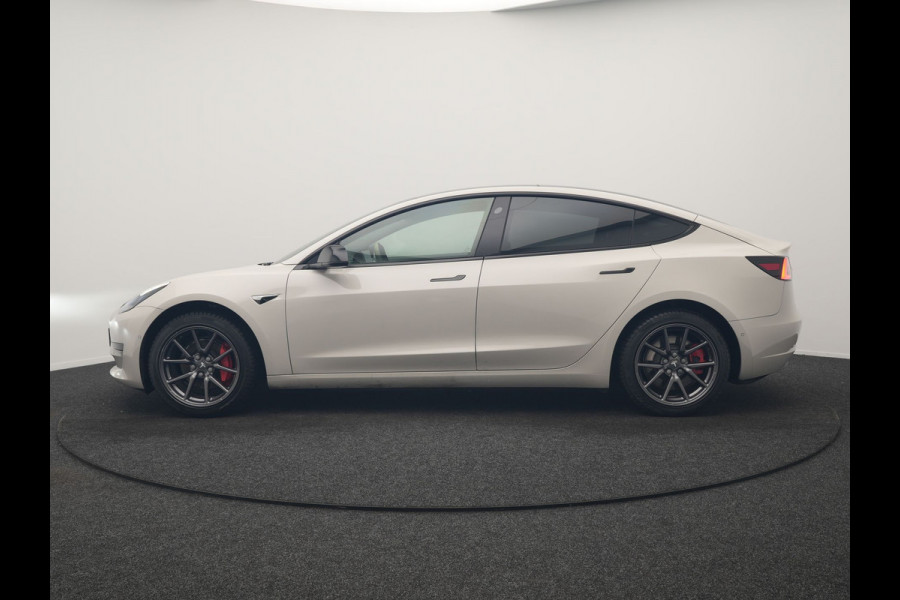 Tesla Model 3 Standard RWD Plus 60 kWh 325pk | Adaptive Cruise | Panodak | Self Driving | Camera | Keyless | Navigatie Via Google Maps | Spotify | DAB | 19"L.M |