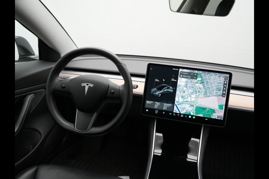 Tesla Model 3 Standard RWD Plus 60 kWh 325pk | Adaptive Cruise | Panodak | Self Driving | Camera | Keyless | Navigatie Via Google Maps | Spotify | DAB | 19"L.M |