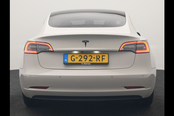 Tesla Model 3 Standard RWD Plus 60 kWh 325pk | Adaptive Cruise | Panodak | Self Driving | Camera | Keyless | Navigatie Via Google Maps | Spotify | DAB | 19"L.M |