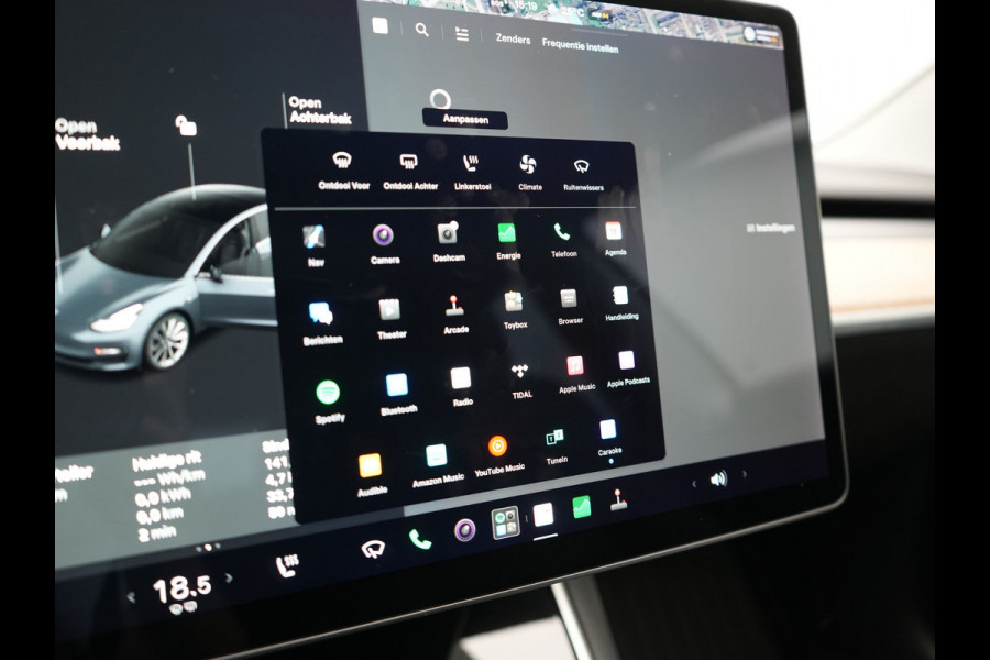 Tesla Model 3 Standard RWD Plus 60 kWh 325pk | Adaptive Cruise | Panodak | Self Driving | Camera | Keyless | Navigatie Via Google Maps | Spotify | DAB | 19"L.M |