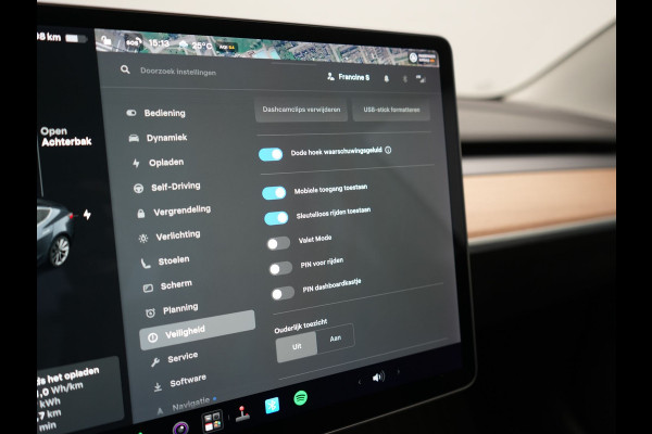 Tesla Model 3 Standard RWD Plus 60 kWh 325pk | Adaptive Cruise | Panodak | Self Driving | Camera | Keyless | Navigatie Via Google Maps | Spotify | DAB | 19"L.M |