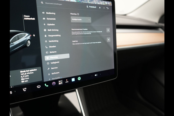 Tesla Model 3 Standard RWD Plus 60 kWh 325pk | Adaptive Cruise | Panodak | Self Driving | Camera | Keyless | Navigatie Via Google Maps | Spotify | DAB | 19"L.M |