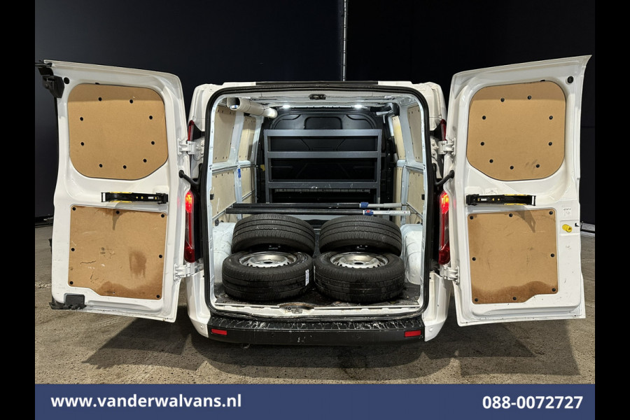 Ford Transit Custom 2.0 TDCI L2H1 Euro6 Airco | Camera | Navigatie | LED | Cruisecontrol Parkeersensoren, Stoelverwarming, Verwarmde voorruit, Bijrijdersbank, 2800kg trekvermogen
