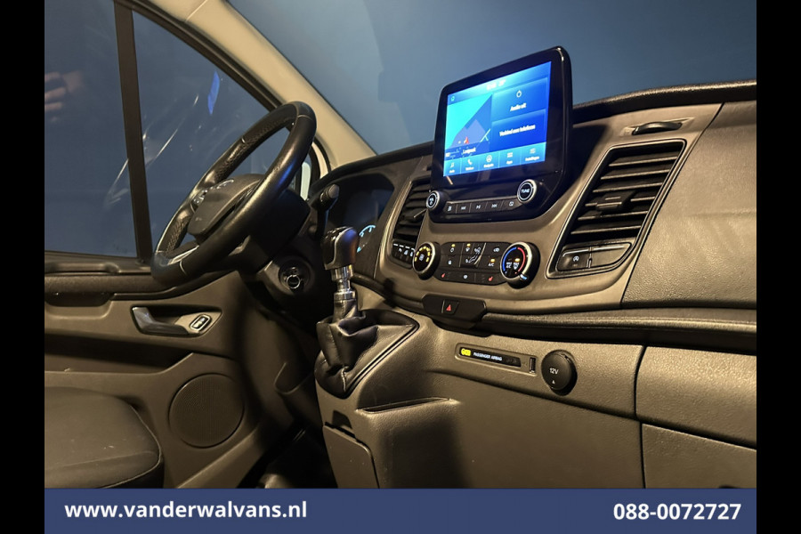 Ford Transit Custom 2.0 TDCI L2H1 Euro6 Airco | Camera | Navigatie | LED | Cruisecontrol Parkeersensoren, Stoelverwarming, Verwarmde voorruit, Bijrijdersbank, 2800kg trekvermogen