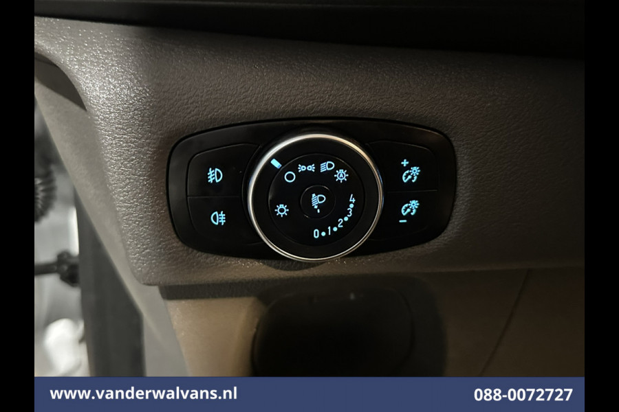 Ford Transit Custom 2.0 TDCI L2H1 Euro6 Airco | Camera | Navigatie | LED | Cruisecontrol Parkeersensoren, Stoelverwarming, Verwarmde voorruit, Bijrijdersbank, 2800kg trekvermogen