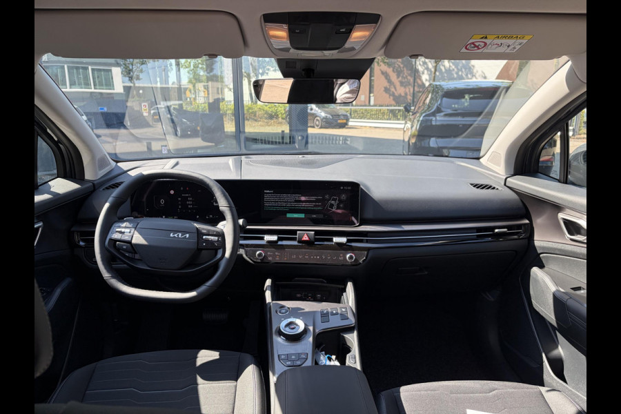 Kia Sportage 1.6 T-GDi Hybrid DynamicLine PHEV NIEUWE AUTO! | 10jr FABR. GARANTIE KIA | ELECTR. ACHTERKLEP | DODEHOEK CENSOR | ELECTR. STOELEN | STOEL en STUURWIELVERWARMING