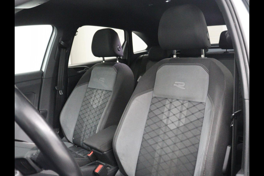 Volkswagen Taigo 1.5 TSI R-Line Business | Adaptive cruise | Lane assist | Camera | Park assist | Carplay | Navigatie | Virtueel dashboard