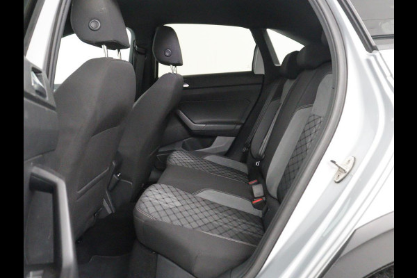 Volkswagen Taigo 1.5 TSI R-Line Business | Adaptive cruise | Lane assist | Camera | Park assist | Carplay | Navigatie | Virtueel dashboard