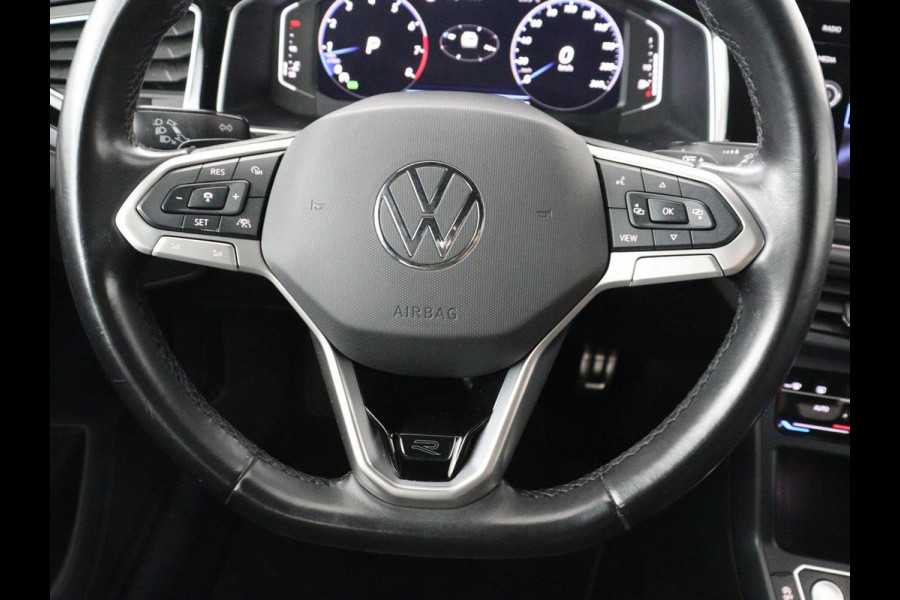 Volkswagen Taigo 1.5 TSI R-Line Business | Adaptive cruise | Lane assist | Camera | Park assist | Carplay | Navigatie | Virtueel dashboard