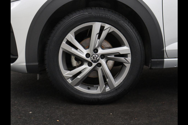 Volkswagen Taigo 1.5 TSI R-Line Business | Adaptive cruise | Lane assist | Camera | Park assist | Carplay | Navigatie | Virtueel dashboard