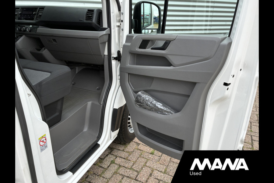 Volkswagen Crafter 35 2.0 TDI 140 pk L3H3 Automaat Airco Cruise Carplay Sensoren