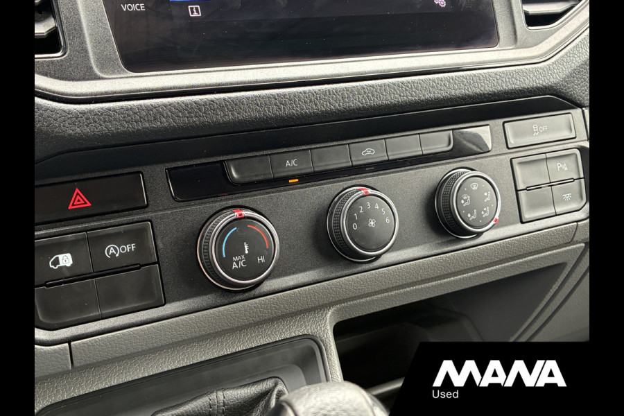 Volkswagen Crafter 35 2.0 TDI 140 pk L3H3 Automaat Airco Cruise Carplay Sensoren