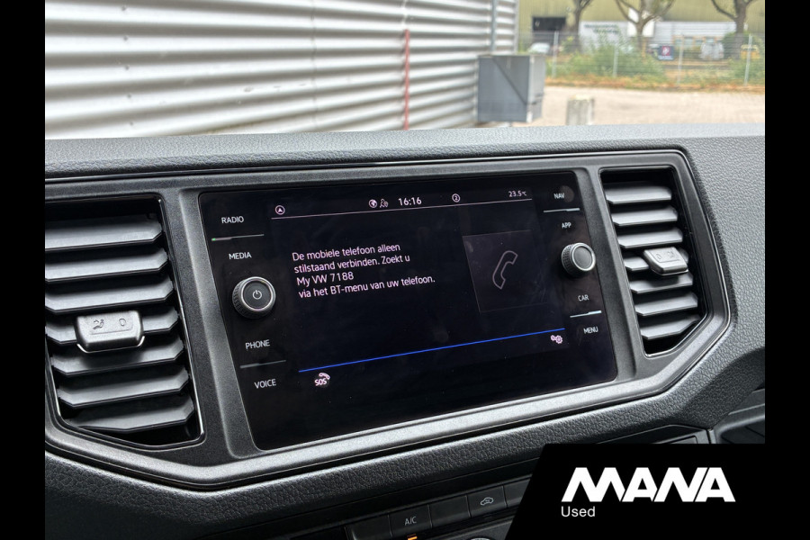 Volkswagen Crafter 35 2.0 TDI 140 pk L3H3 Automaat Airco Cruise Carplay Sensoren