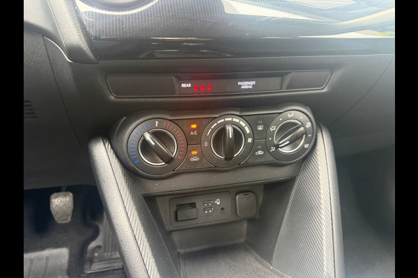 Mazda 2 1.5 Skyactiv-G Sportive - Navi - Cruise - Parkeerhulp - Org.NL