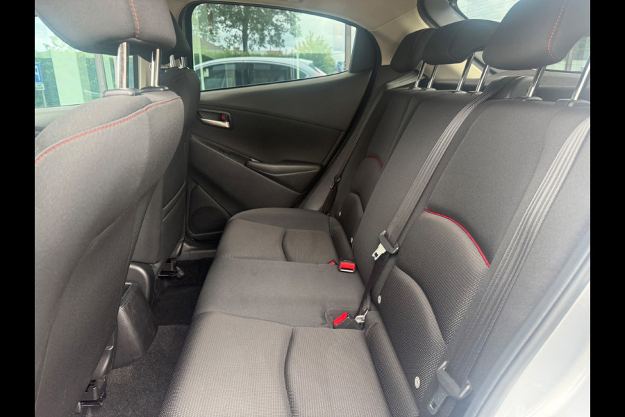 Mazda 2 1.5 Skyactiv-G Sportive - Navi - Cruise - Parkeerhulp - Org.NL