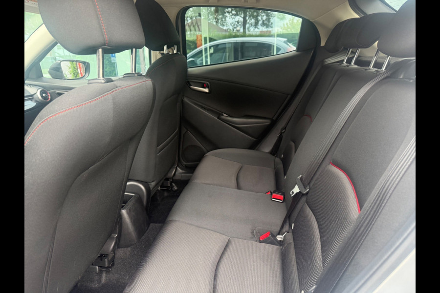 Mazda 2 1.5 Skyactiv-G Sportive - Navi - Cruise - Parkeerhulp - Org.NL