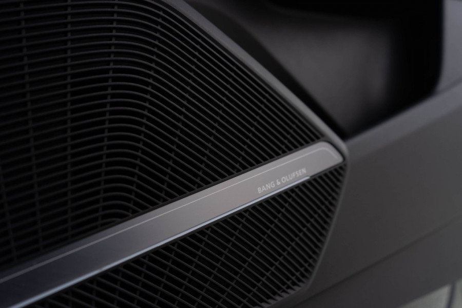 Audi Q5 50 TFSI e Quattro / Panoramadak/ Leder/ B&O/ 360 Camera/ Trekhaak/ 220kW