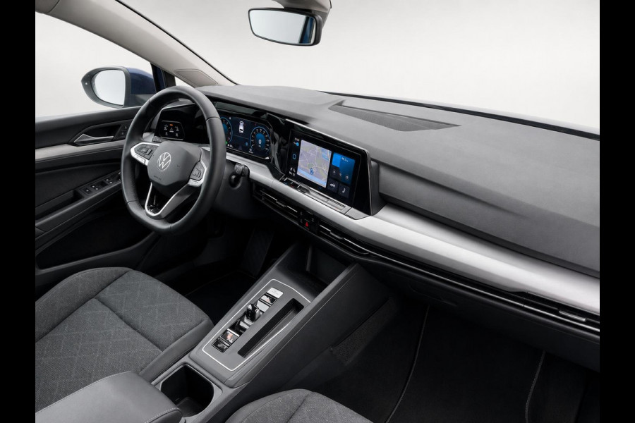 Volkswagen Golf Variant 1.5 eTSI Life Business Automaat Trekhaak Airco ECC Navi Carplay Adaptive Cruise Control Full LED Stoel/stuurwielverwarming PDC VA Camera DAB Virtual Cockpit Privacy Glass