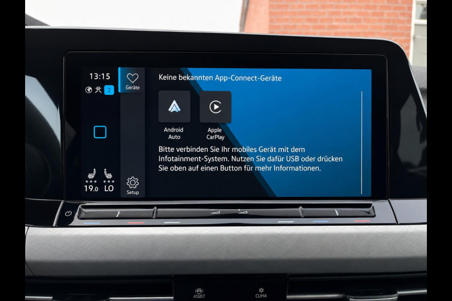 Volkswagen Golf Variant 1.5 eTSI Life Business Automaat Trekhaak Airco ECC Navi Carplay Adaptive Cruise Control Full LED Stoel/stuurwielverwarming PDC VA Camera DAB Virtual Cockpit Privacy Glass