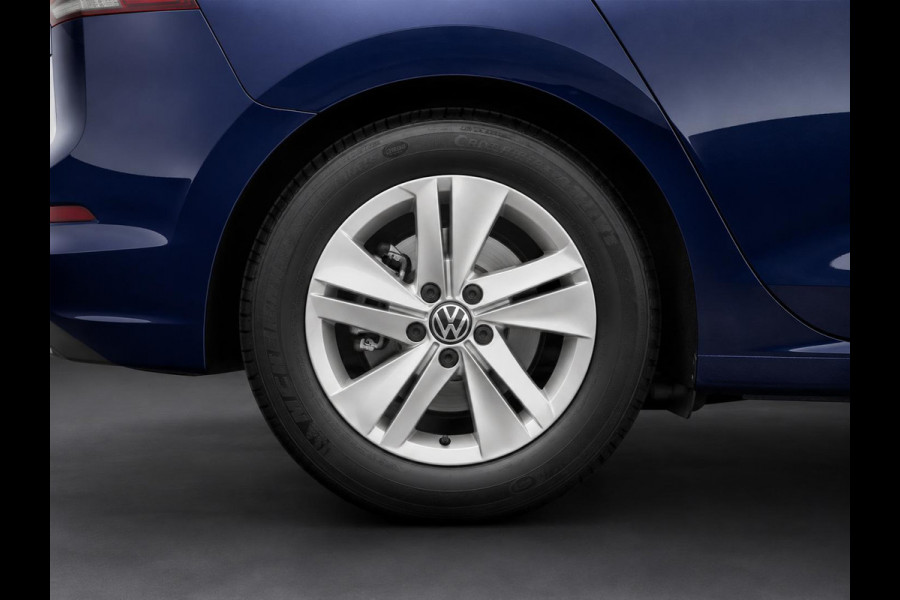 Volkswagen Golf Variant 1.5 eTSI Life Business Automaat Trekhaak Airco ECC Navi Carplay Adaptive Cruise Control Full LED Stoel/stuurwielverwarming PDC VA Camera DAB Virtual Cockpit Privacy Glass