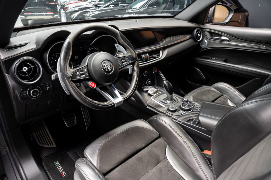 Alfa Romeo Stelvio 2.9 V6 AWD Quadrifoglio Seat Pack Harman Kardon Panorama Cruise Control Adaptief
