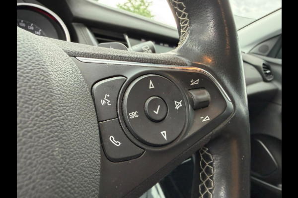 Opel Grandland X 1.6 Turbo Hybrid Elegance Plug in Navigatie Lederen bekleding Trekhaak Full LED Dode hoekdetectie