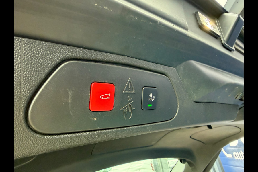 Opel Grandland X 1.6 Turbo Hybrid Elegance Plug in Navigatie Lederen bekleding Trekhaak Full LED Dode hoekdetectie