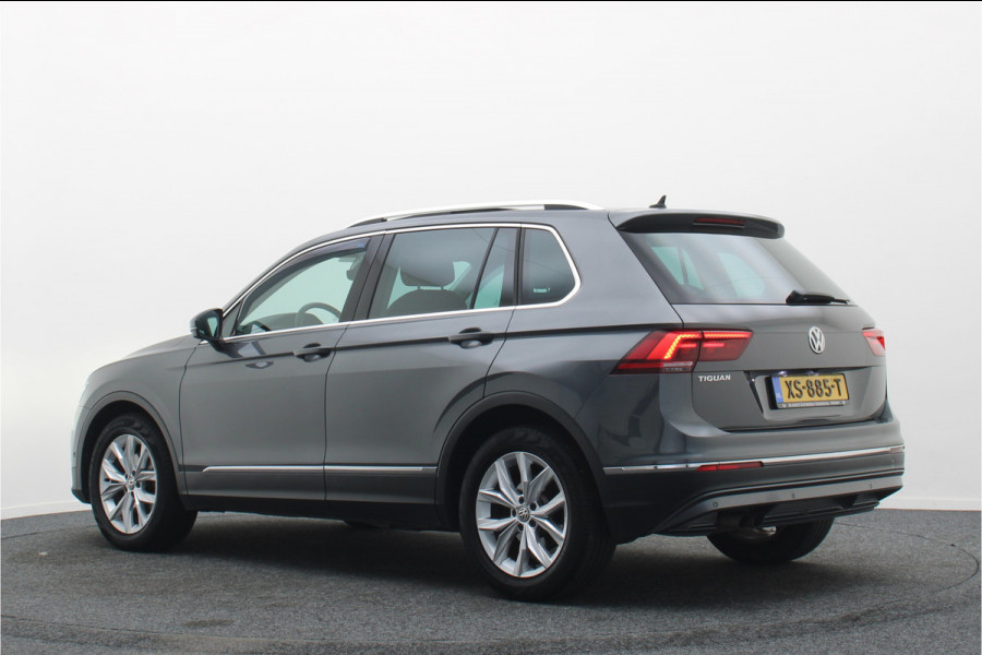 Volkswagen Tiguan 1.5 TSI ACT Highline Panoramadak, Virtual Cockpit, Apple Carplay, ACC, Camera, PDC