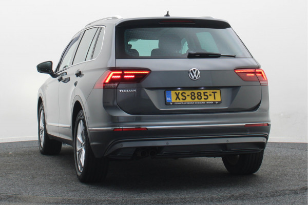 Volkswagen Tiguan 1.5 TSI ACT Highline Panoramadak, Virtual Cockpit, Apple Carplay, ACC, Camera, PDC