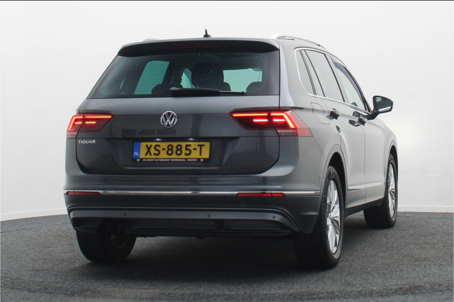 Volkswagen Tiguan 1.5 TSI ACT Highline Panoramadak, Virtual Cockpit, Apple Carplay, ACC, Camera, PDC