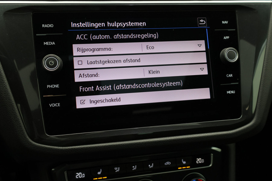 Volkswagen Tiguan 1.5 TSI ACT Highline Panoramadak, Virtual Cockpit, Apple Carplay, ACC, Camera, PDC