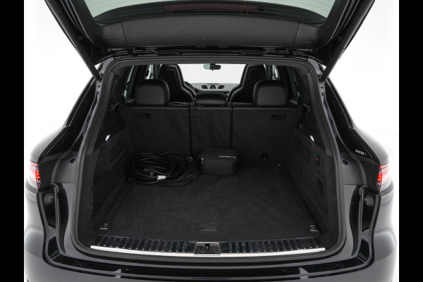 Porsche Cayenne 3.0 E-Hybrid (Plug-in) {SoH-100%} (INCL.BTW) *PANO | LEATHER | FULL-LED | SPORT-CHRONO | MEMORY-PACK | BOSE-SOUND | TOP-VIEW | HEATED-COMFORTSEATS | NAVI-FULLAMP | PRIVACY-GLASS | SHIFT-PADDLES | 22''ALU | TOWBAR*