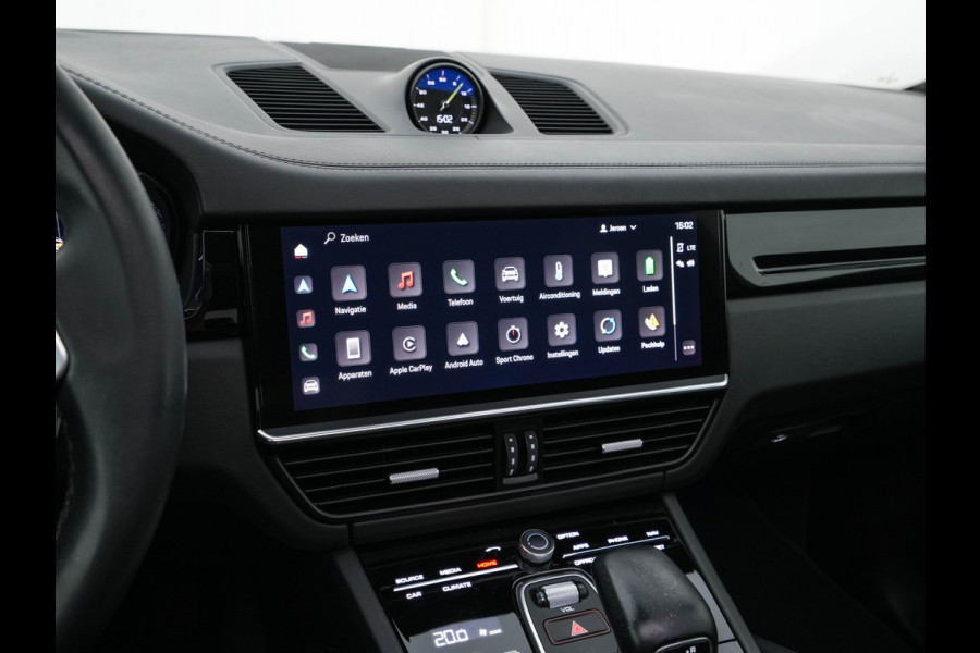 Porsche Cayenne 3.0 E-Hybrid (Plug-in) {SoH-100%} (INCL.BTW) *PANO | LEATHER | FULL-LED | SPORT-CHRONO | MEMORY-PACK | BOSE-SOUND | TOP-VIEW | HEATED-COMFORTSEATS | NAVI-FULLAMP | PRIVACY-GLASS | SHIFT-PADDLES | 22''ALU | TOWBAR*