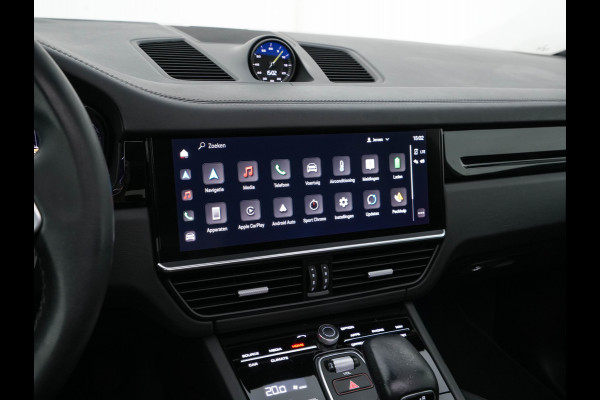 Porsche Cayenne 3.0 E-Hybrid (Plug-in) {SoH-100%} (INCL.BTW) *PANO | LEATHER | FULL-LED | SPORT-CHRONO | MEMORY-PACK | BOSE-SOUND | TOP-VIEW | HEATED-COMFORTSEATS | NAVI-FULLAMP | PRIVACY-GLASS | SHIFT-PADDLES | 22''ALU | TOWBAR*
