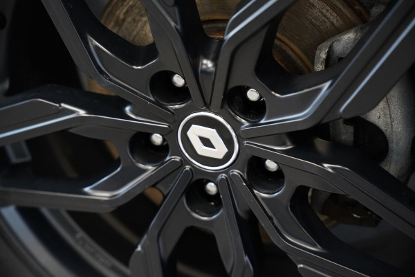 Renault Arkana 1.6 E-Tech Hybrid 145 R.S. Line Carbon inleg ACC PDC Camera Blindspot Bose