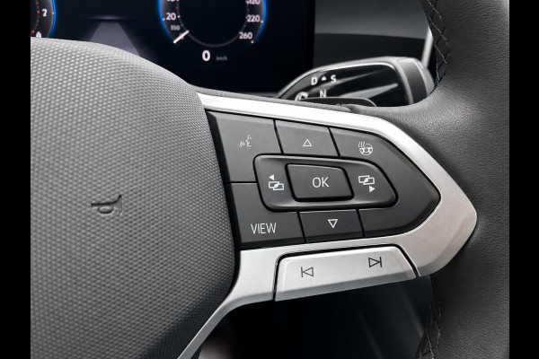 Volkswagen Passat Variant 1.5 eTSI Business Navigatie Apple Carplay Android Auto Camera Parkeerhulp Adaptive Cruise Control Stoel- en stuurverwarming  Virtual Cockpit Climate Control Lichtmetalen velgen